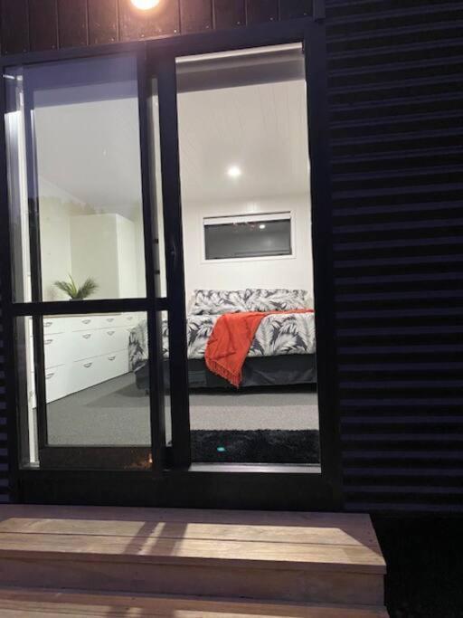 Bombay Hills Modern Retreat Auckland Exterior foto